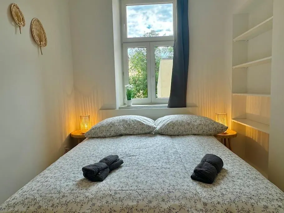 Stylish & Renovated Apartment With Free Parking Viena 0*,  Austria